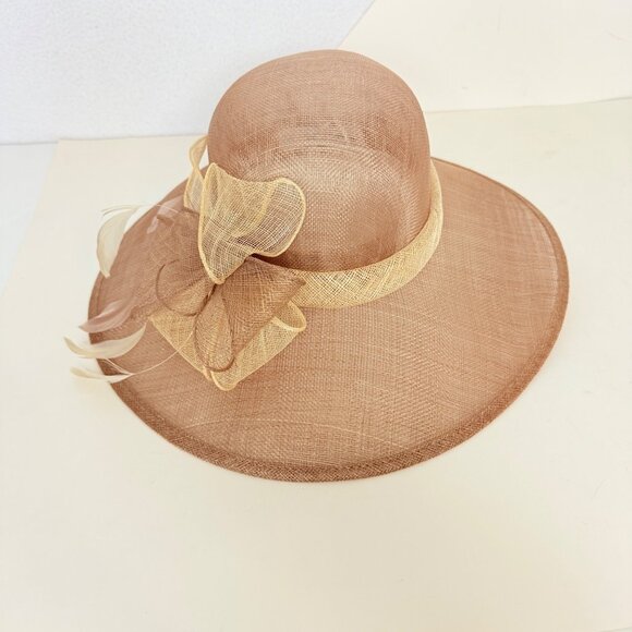 August Wide Brim Straw Hat Natural Feather Bow Vintage Elegant Church Derby - Picture 11 of 14